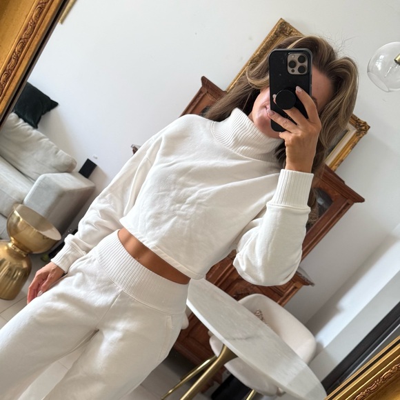 ALO Yoga Tops - Alo Yoga Serenity Coverup Sweater